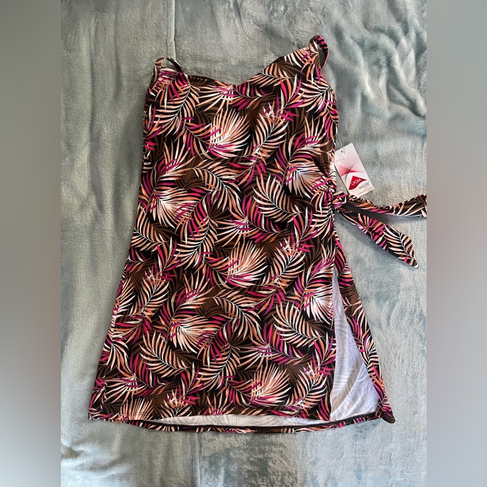 LL BEAN size 8 never worn new skirt swimsuits (4) different colors and styles